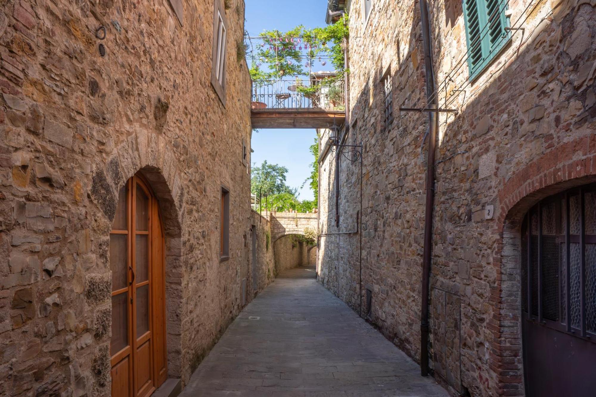 特拉兹德尔池昂提酒店 San Donato in Poggio 外观 照片